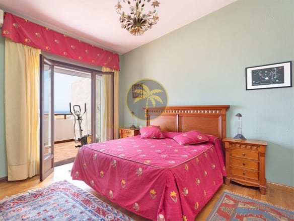 4 bedroom apartment in El Paso in Los Cristianos