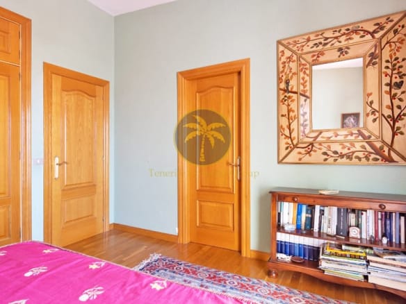 4 bedroom apartment in El Paso in Los Cristianos