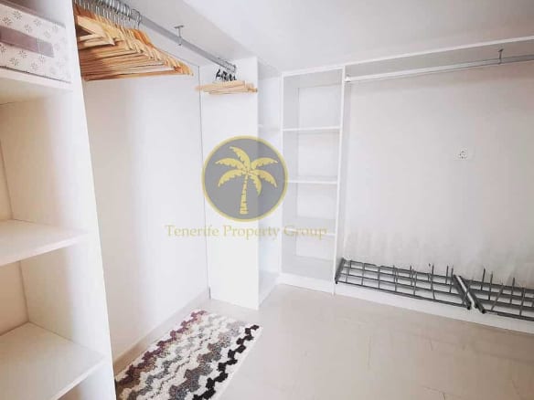 5 bedroom villa in La Caleta Golf