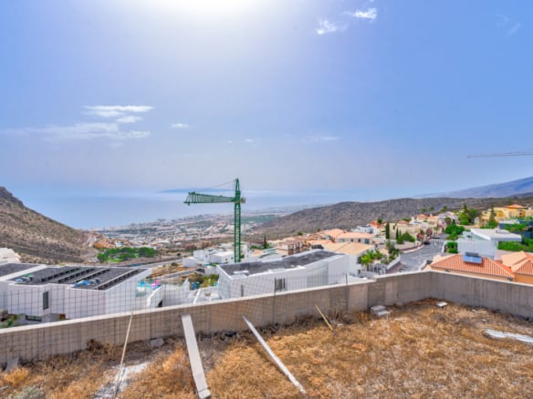 5 bedroom detached villa in Roque del Conde