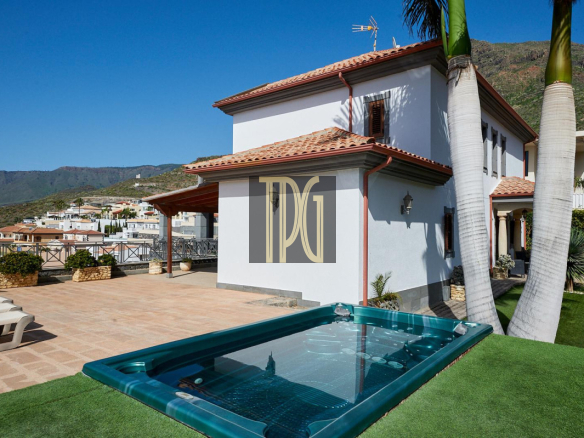 4 Bedroom villa in Roque del Conde