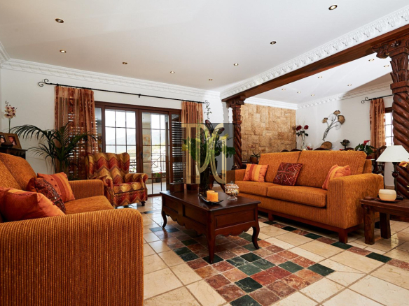 4 Bedroom villa in Roque del Conde