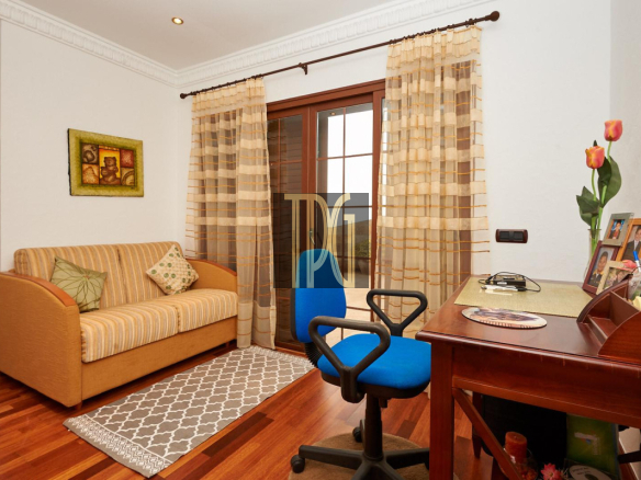 4 Bedroom villa in Roque del Conde