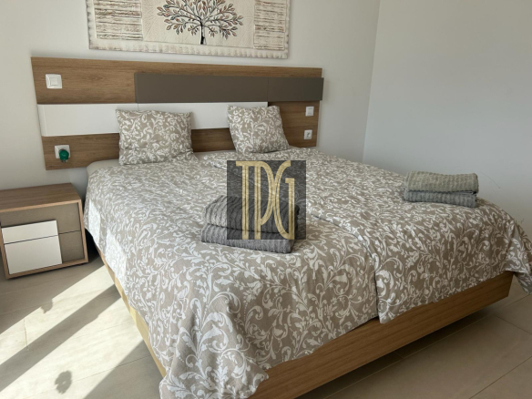 Semidetached villa with swimming pool in El Madroñal