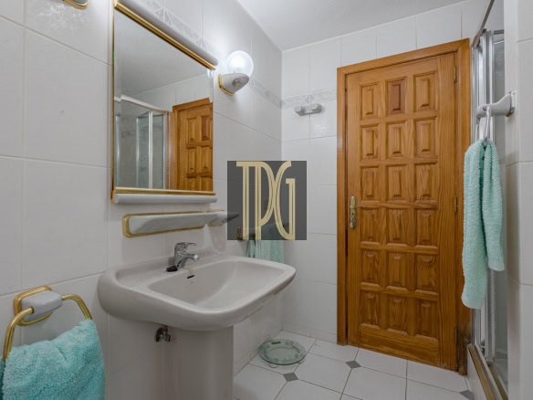 4 bedroom detached villa for sale in Chayofa