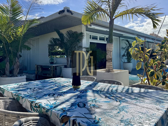 4 Bedroom Detached Villa For Sale in El Madroñal, Costa Adeje