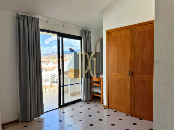 2 Bedroom Duplex Penthouse for Sale in Cristian Sur, Los Cristianos