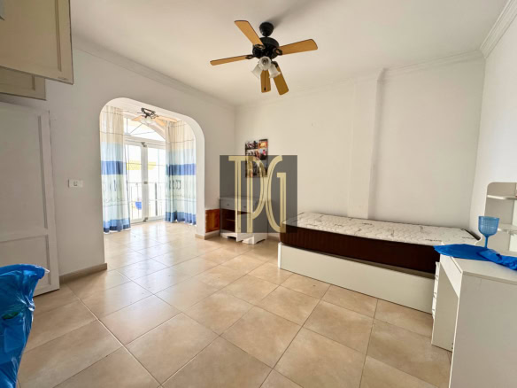 5 Bedroom Detached Villa for sale in Callao Salvaje