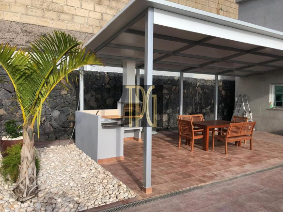 Luxury 3 Bedroom Villa with swimming pool for sale in Roque del Conde