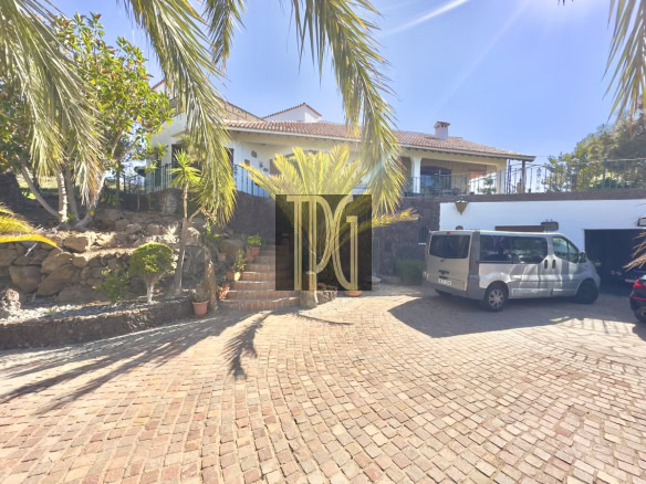 House with farm for sale in La Sabinita, Arona