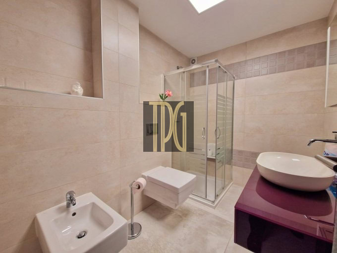 6 Bedroom Luxury Villa for sale in Adeje Golf, La Caleta, Adeje