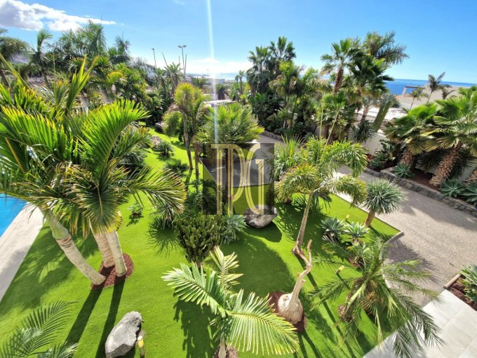 6 Bedroom Luxury Villa for sale in Adeje Golf, La Caleta, Adeje