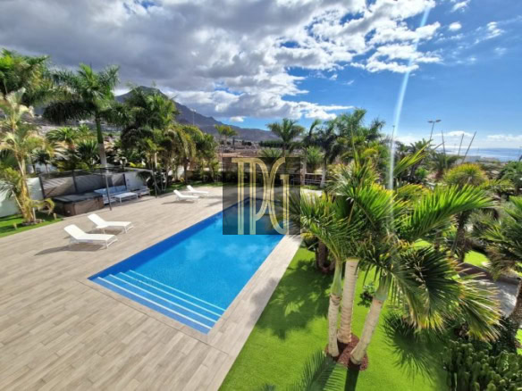 6 Bedroom Luxury Villa for sale in Adeje Golf, La Caleta, Adeje