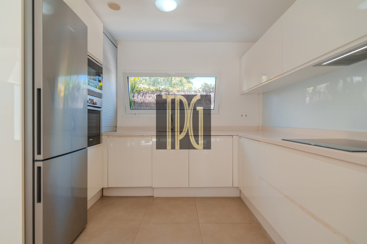 3 Bedroom Modern Villa for sale in duplex apartment in Nirvana Paraíso Playa Paraiso Costa Adeje 44