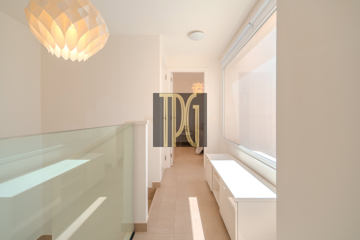 3 Bedroom Modern Villa for sale in duplex apartment in Nirvana Paraíso Playa Paraiso Costa Adeje 45