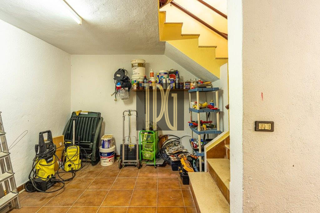 5 Bedroom Detached Villa for sale in Chayofa