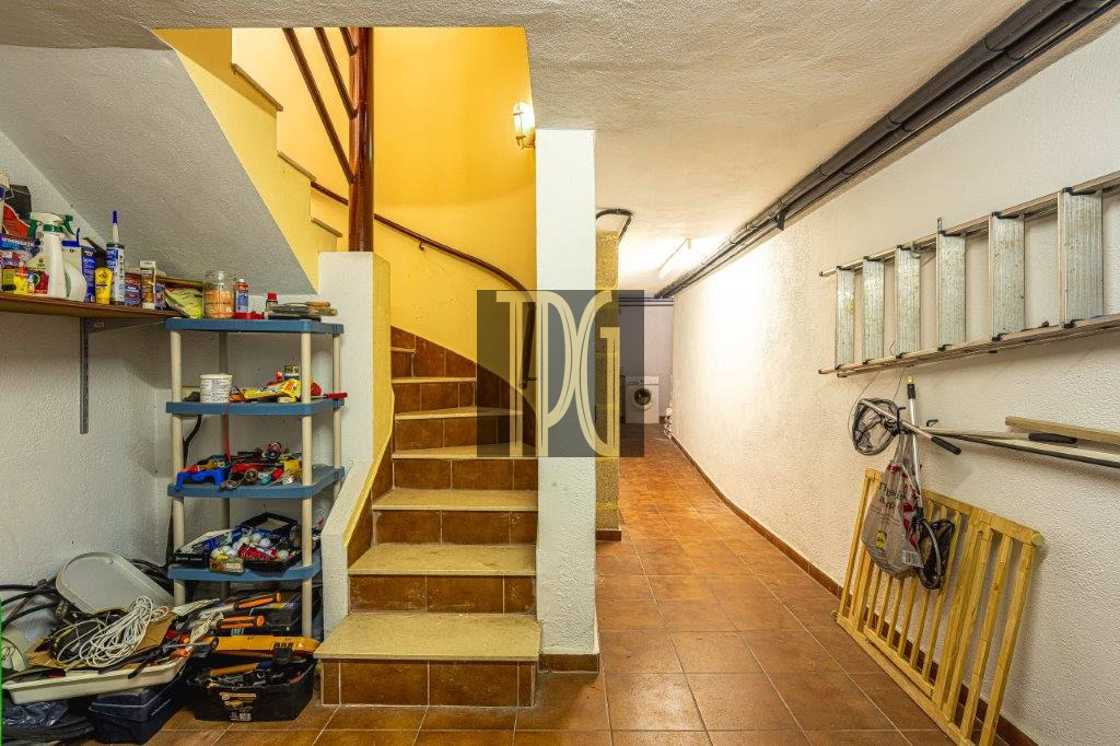 5 Bedroom Detached Villa for sale in Chayofa