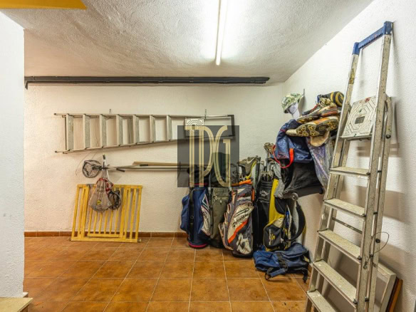 5 Bedroom Detached Villa for sale in Chayofa