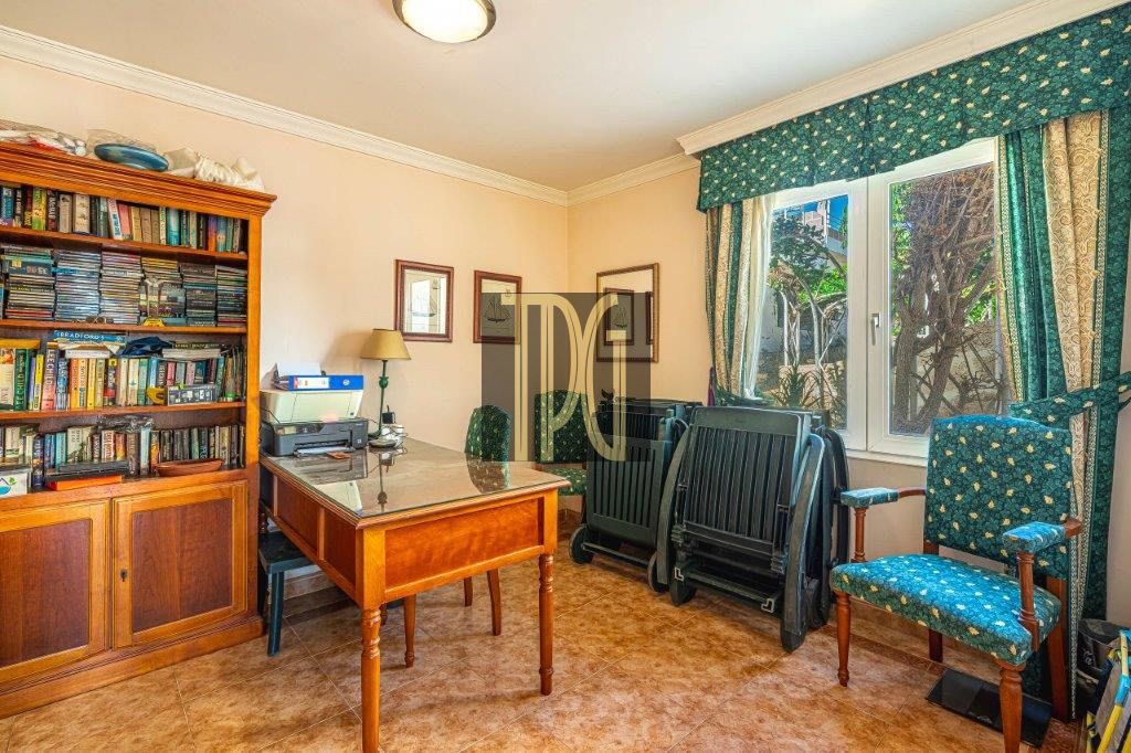 5 Bedroom Detached Villa for sale in Chayofa