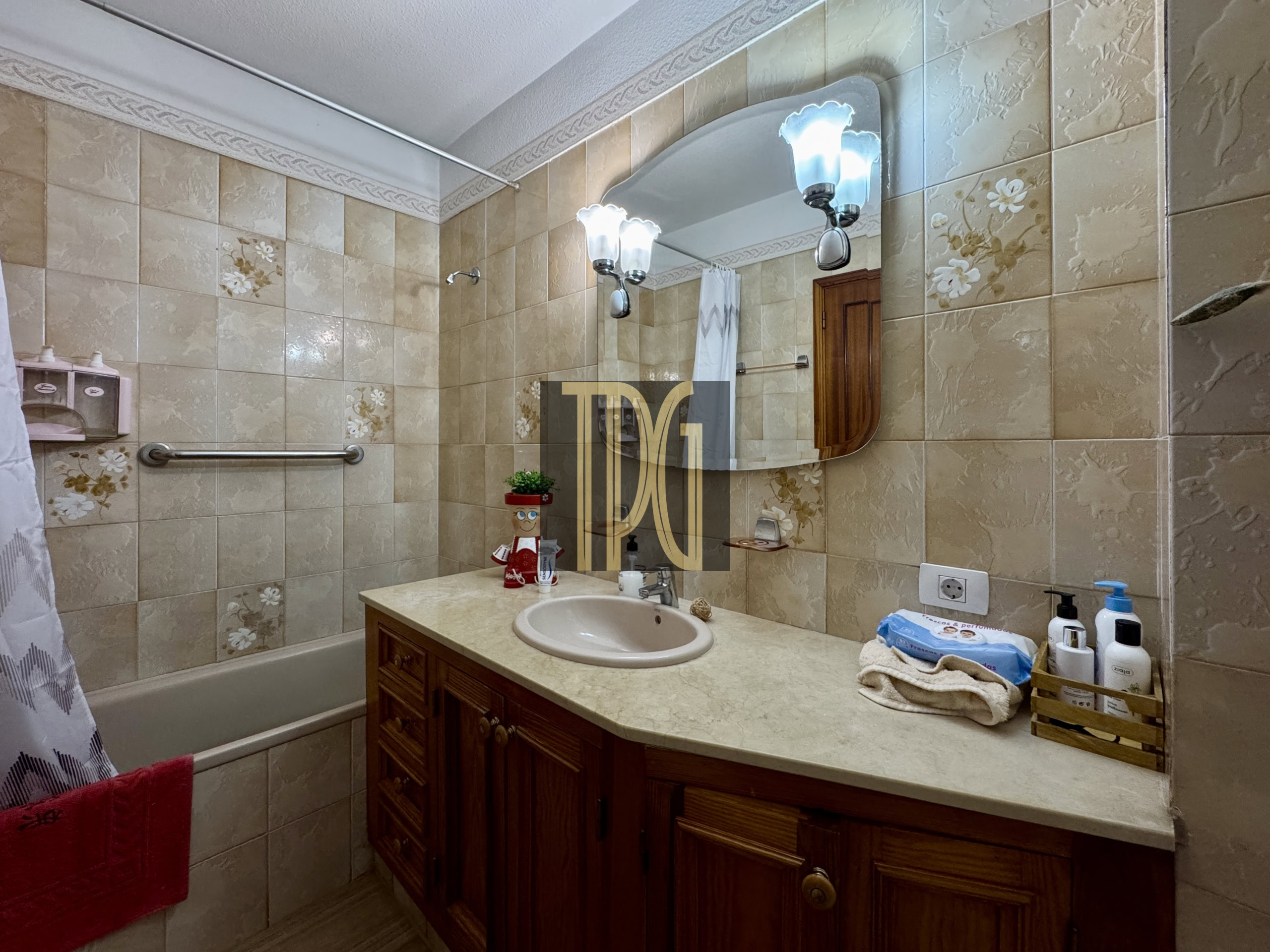 4 Bedroom Apartment for Sale in Icod de los Vinos, Tenerife