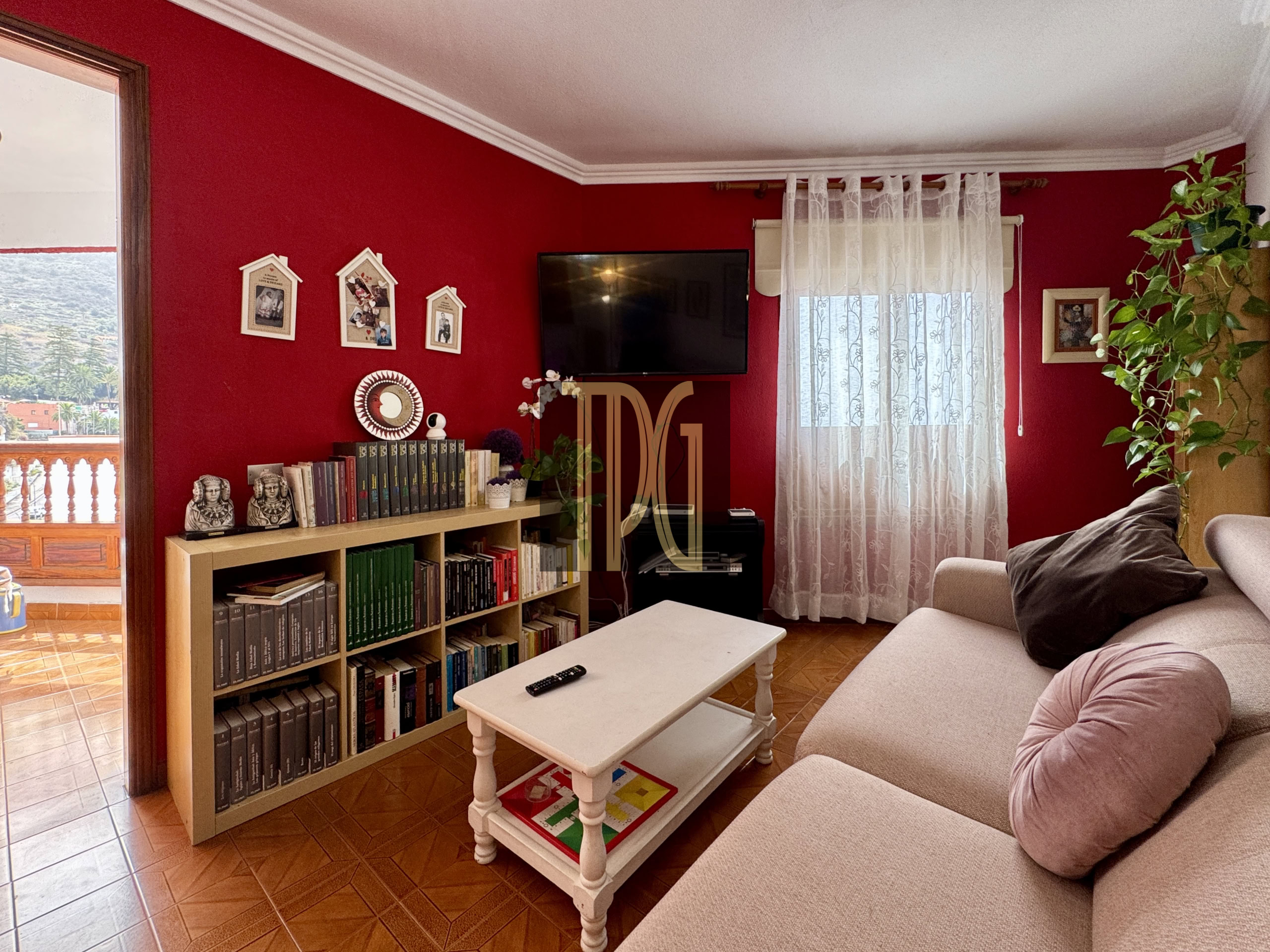 4 Bedroom Apartment for Sale in Icod de los Vinos, Tenerife