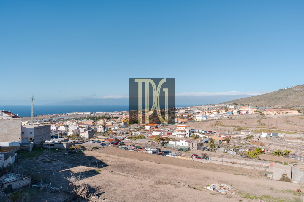 1 Bedroom Apartment in Adeje Casco Urbano for sale