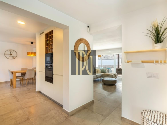 3 Bedroom Detached Villa with Pool for sale in Los Cristianos