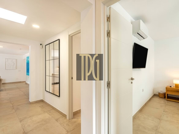 3 Bedroom Detached Villa with Pool for sale in Los Cristianos