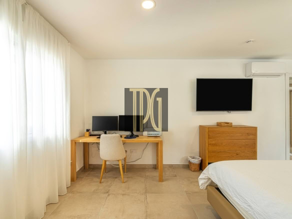 3 Bedroom Detached Villa with Pool for sale in Los Cristianos