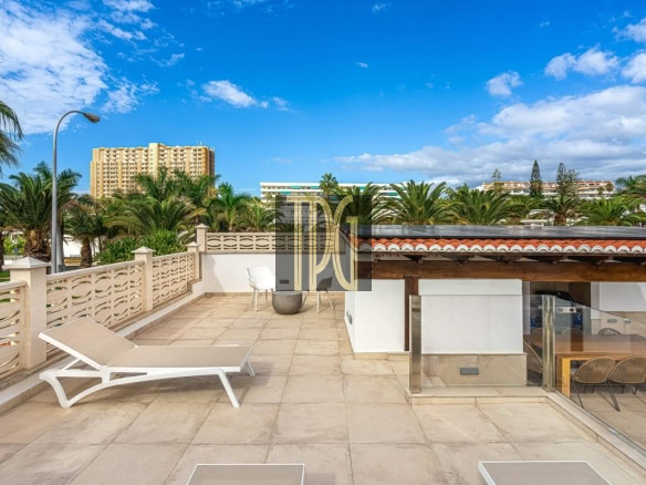 3 Bedroom Detached Villa with Pool for sale in Los Cristianos