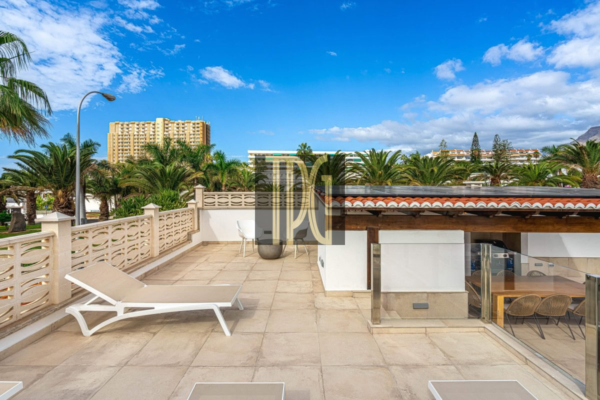 3 Bedroom Detached Villa with Pool for sale in Los Cristianos