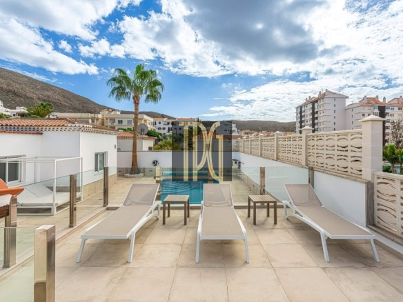 3 Bedroom Detached Villa with Pool for sale in Los Cristianos