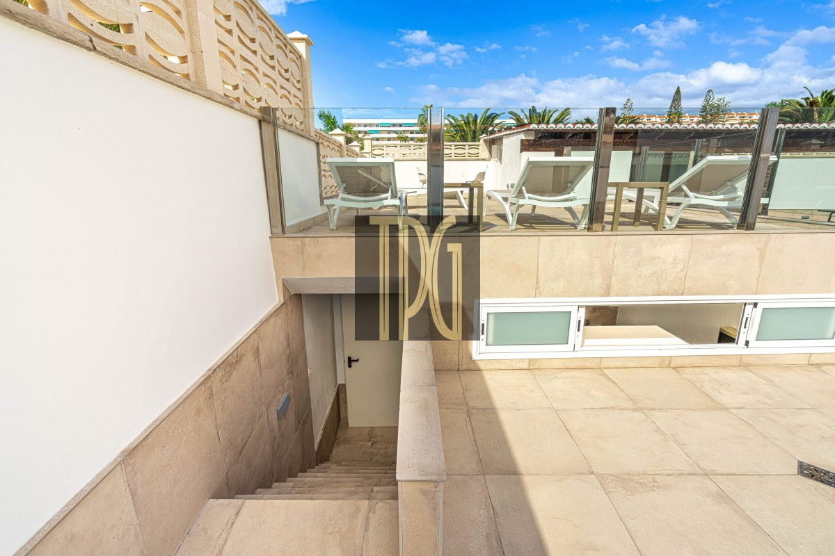 3 Bedroom Detached Villa with Pool for sale in Los Cristianos