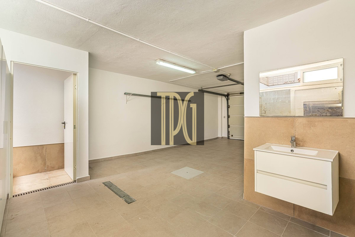 3 Bedroom Detached Villa with Pool for sale in Los Cristianos