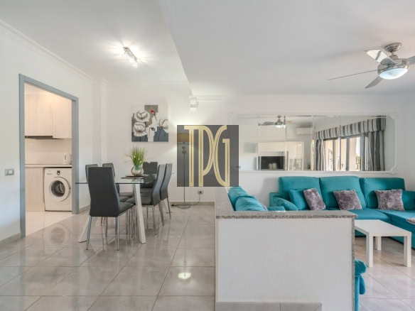 Stunning 2 Bedroom Apartment for Sale in Los Cristianos