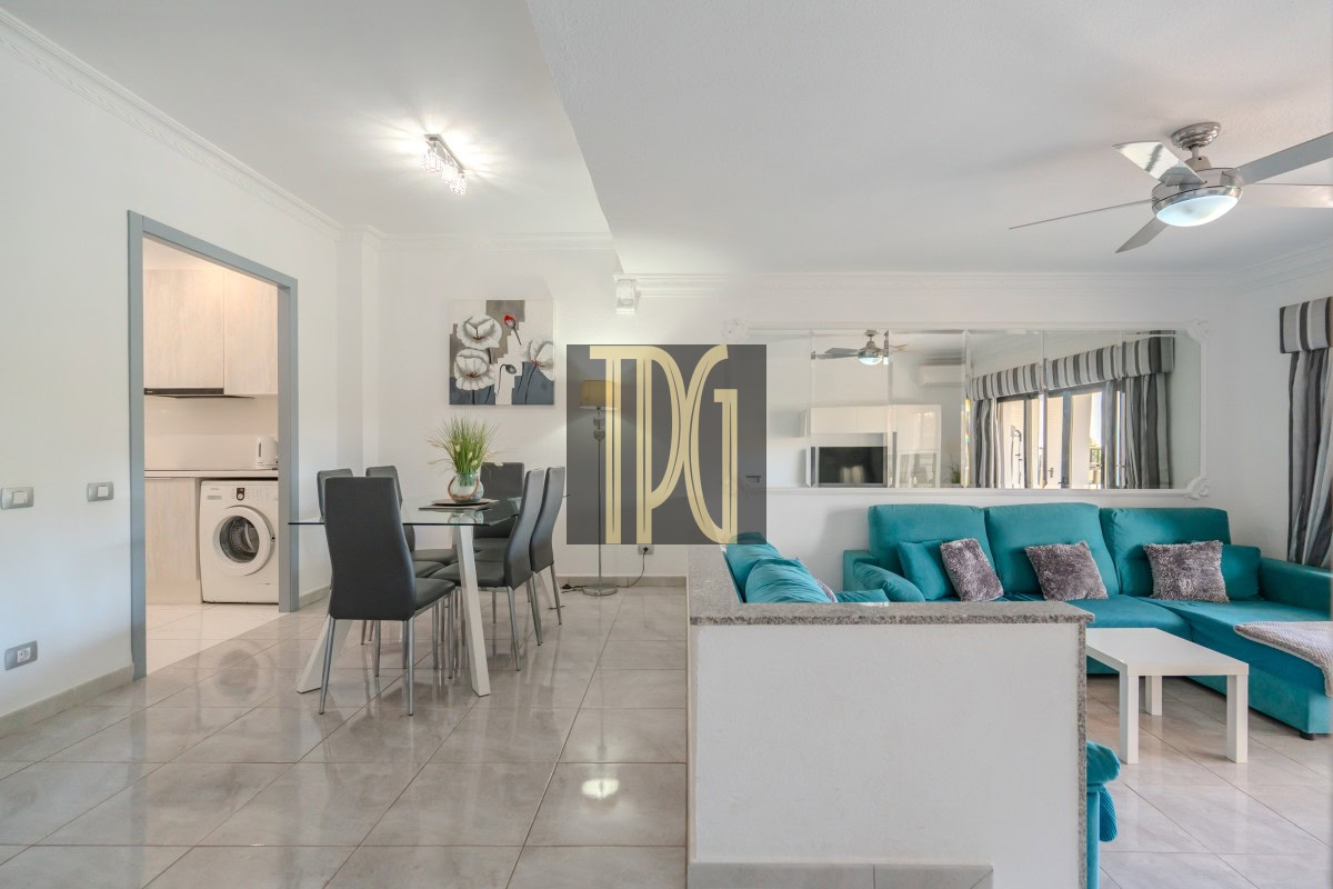 Stunning 2 Bedroom Apartment for Sale in Los Cristianos