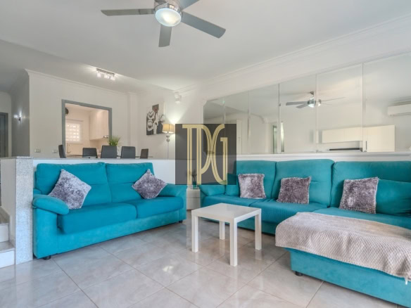 Stunning 2 Bedroom Apartment for Sale in Los Cristianos