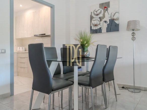 Stunning 2 Bedroom Apartment for Sale in Los Cristianos