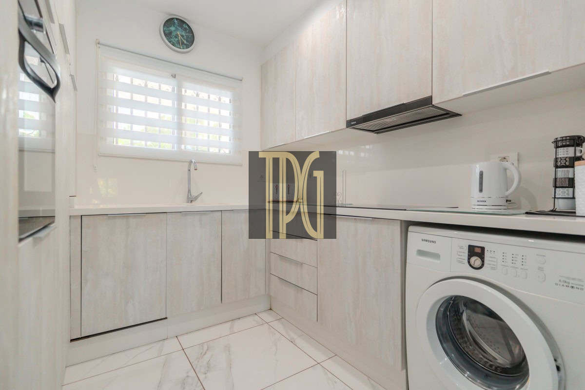 Stunning 2 Bedroom Apartment for Sale in Los Cristianos