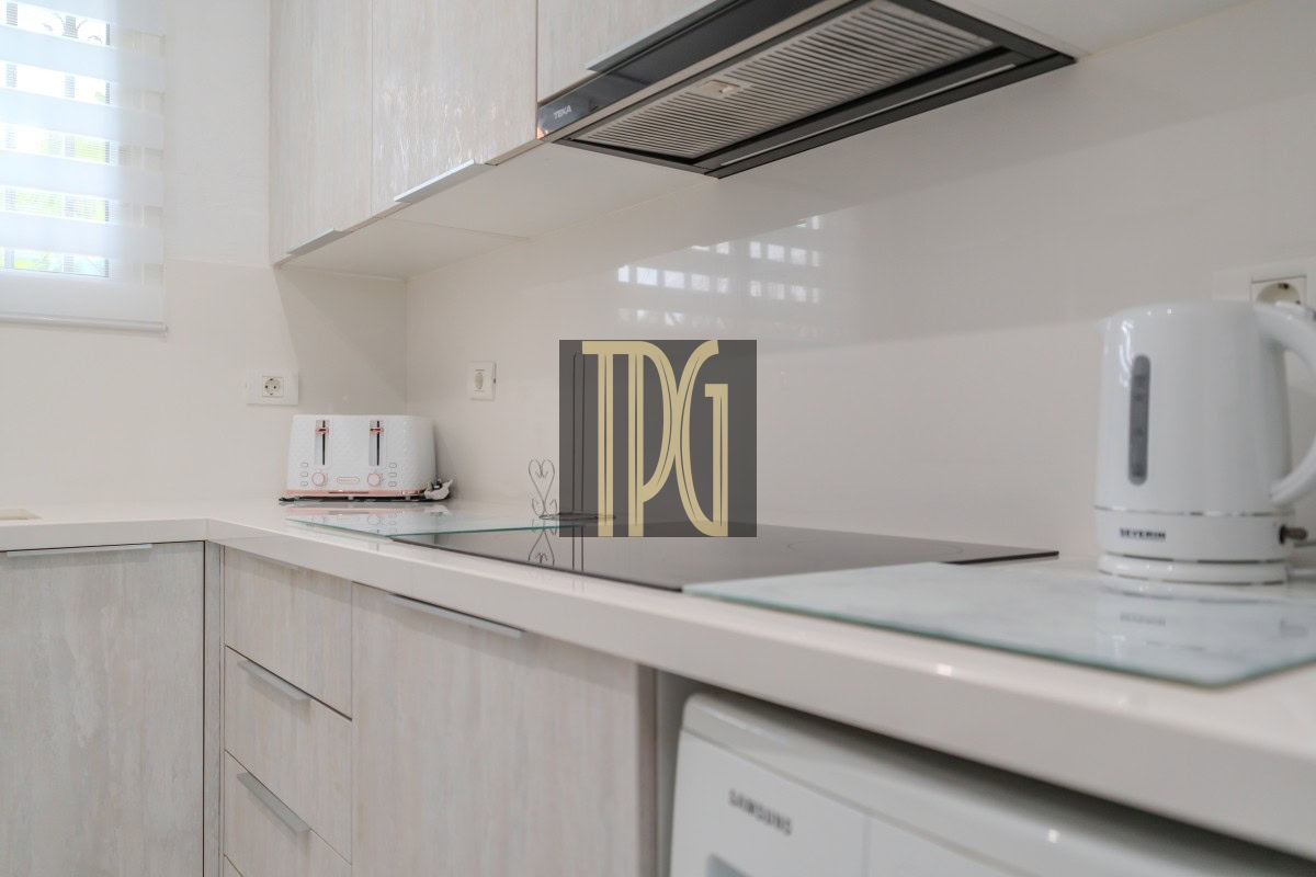 Stunning 2 Bedroom Apartment for Sale in Los Cristianos