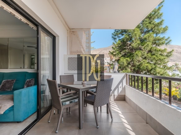 Stunning 2 Bedroom Apartment for Sale in Los Cristianos