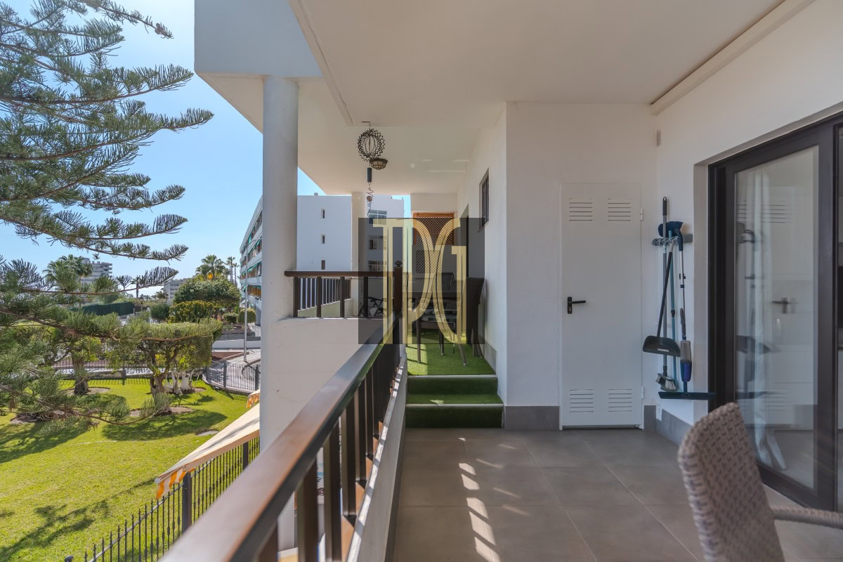 Stunning 2 Bedroom Apartment for Sale in Los Cristianos