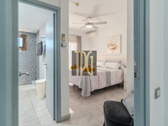 Stunning 2 Bedroom Apartment for Sale in Los Cristianos