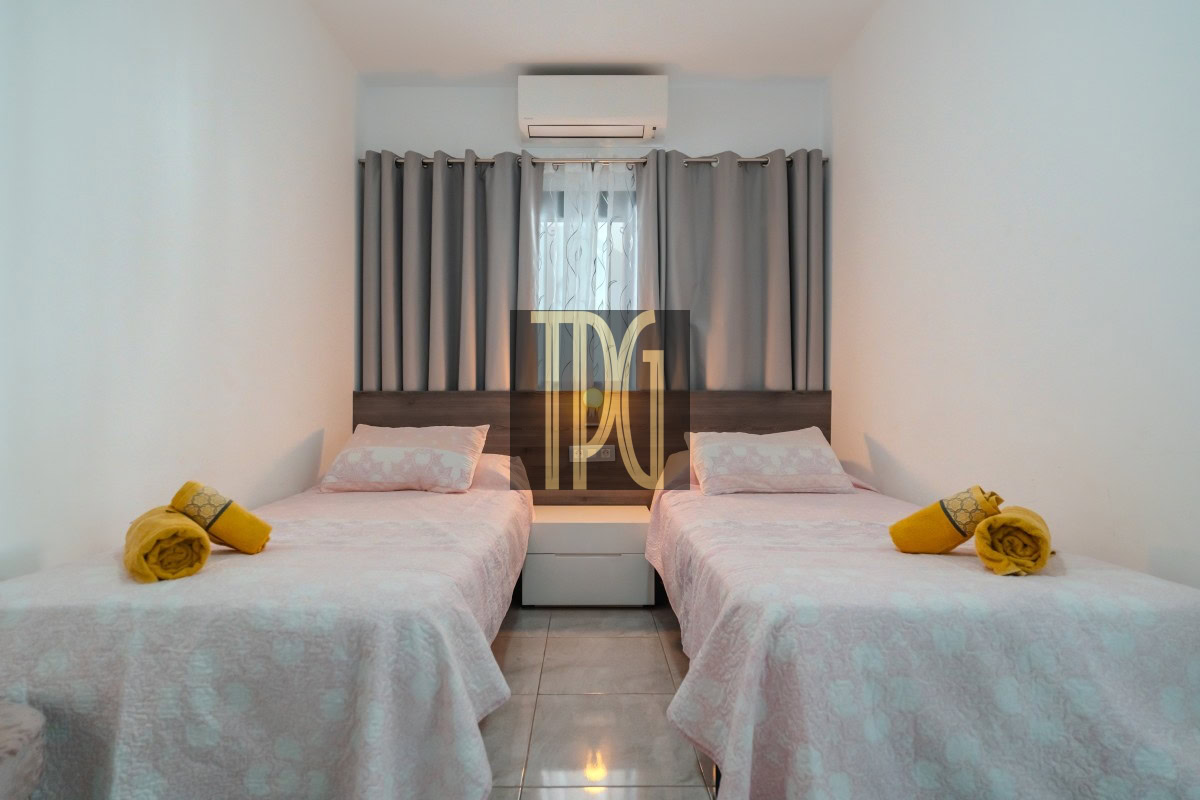 Stunning 2 Bedroom Apartment for Sale in Los Cristianos