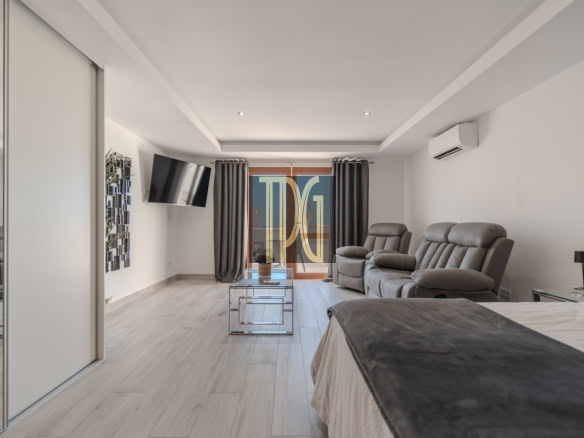 Studio Apartment for Sale in Los Cristianos