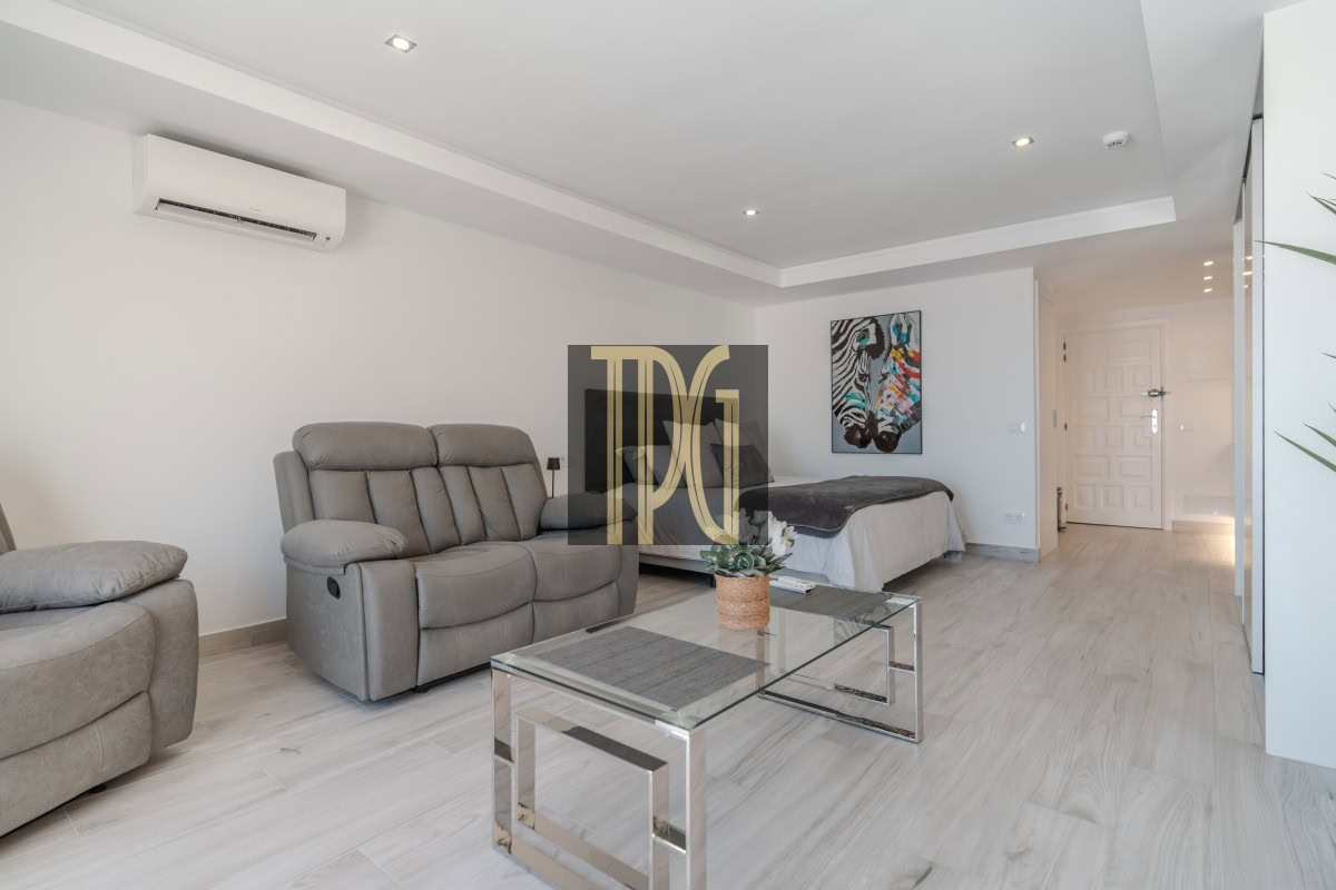 Studio Apartment for Sale in Los Cristianos