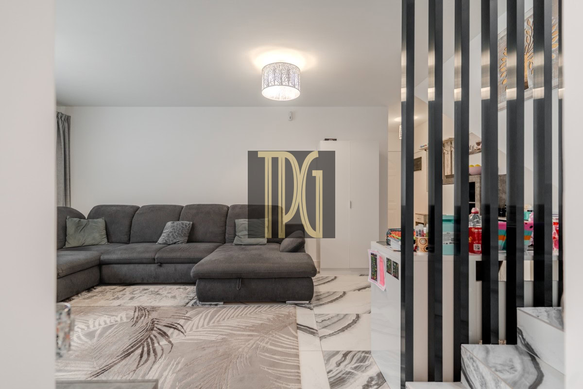 Stunning 3 Bedroom Penthouse for Sale in Parque La Reina