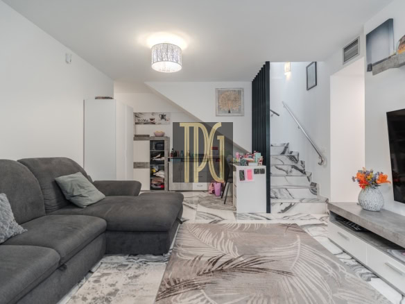 Stunning 3 Bedroom Penthouse for Sale in Parque La Reina