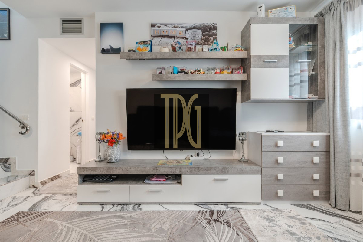 Stunning 3 Bedroom Penthouse for Sale in Parque La Reina