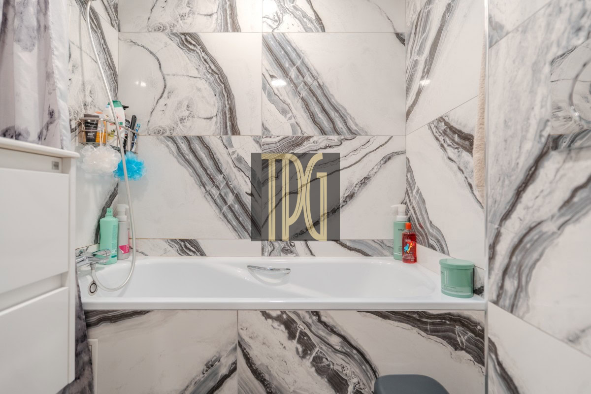 Stunning 3 Bedroom Penthouse for Sale in Parque La Reina